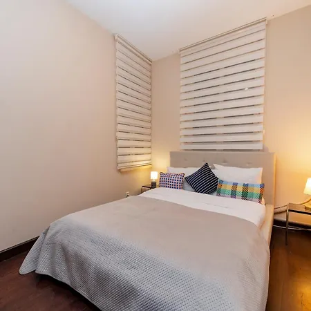 Apartamento 3-bedroom, 2-bathroom In A Stylish Building *